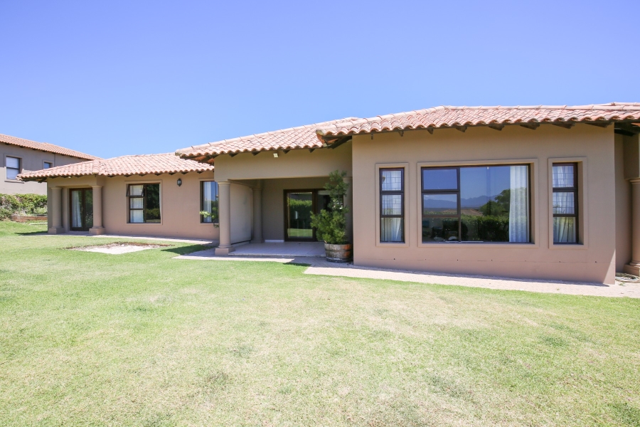 3 Bedroom Property for Sale in The Hill Western Cape